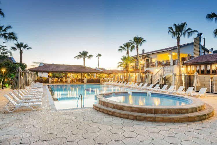 Almond Holiday Village & Hotel Karavas  Exterior foto